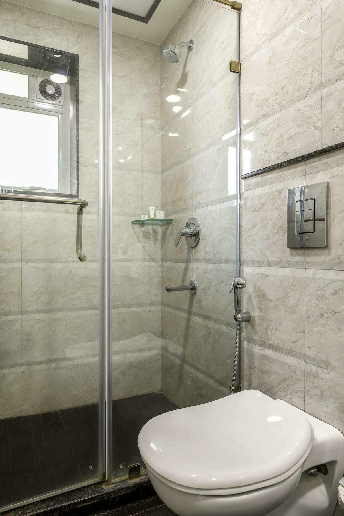 Oyo 16703 Hotel The Platinum Kalkutta Kültér fotó